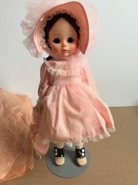 Vintage Madame Alexander Rebecca 1485 12”